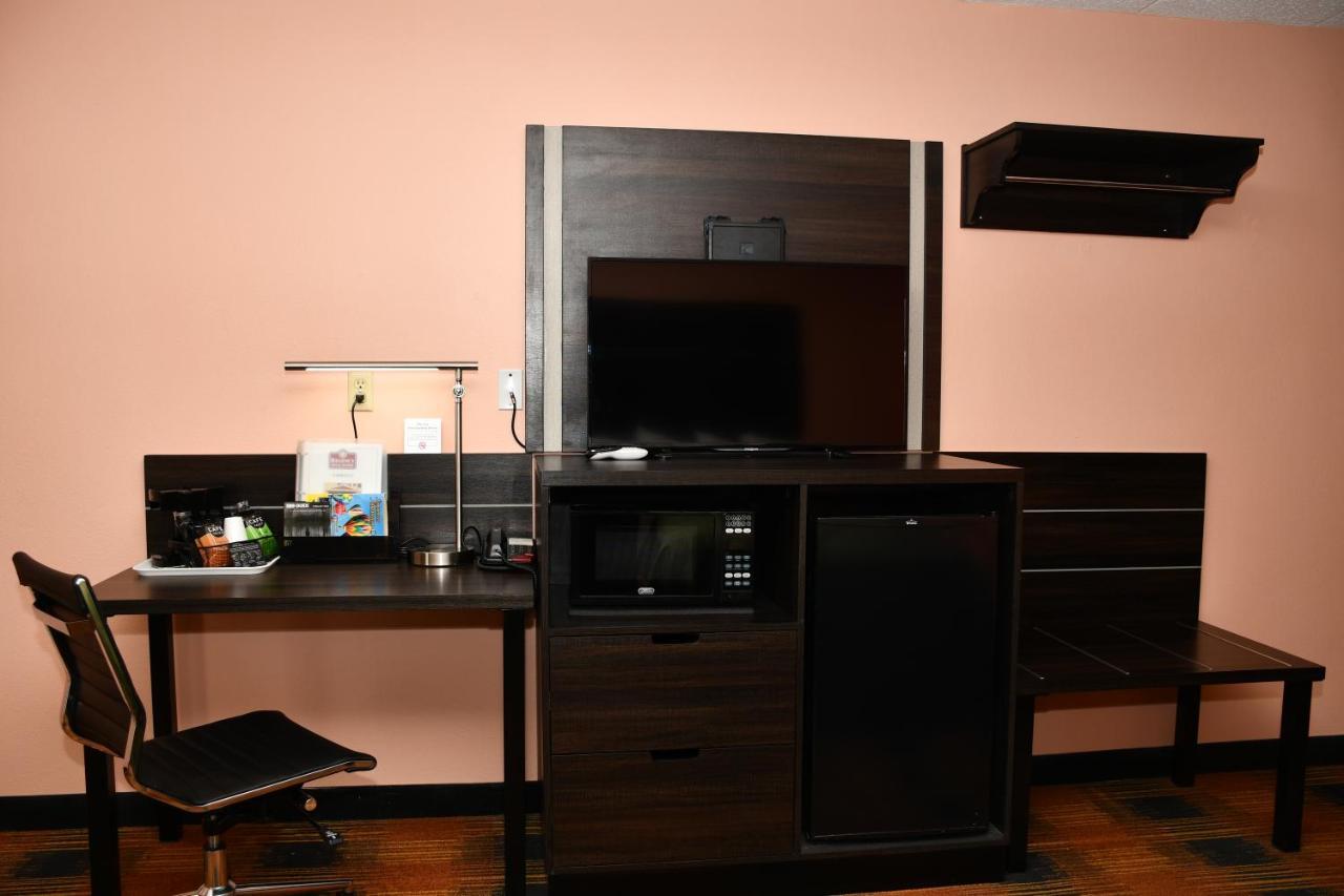 Regency Inn & Suites Faribault Eksteriør billede