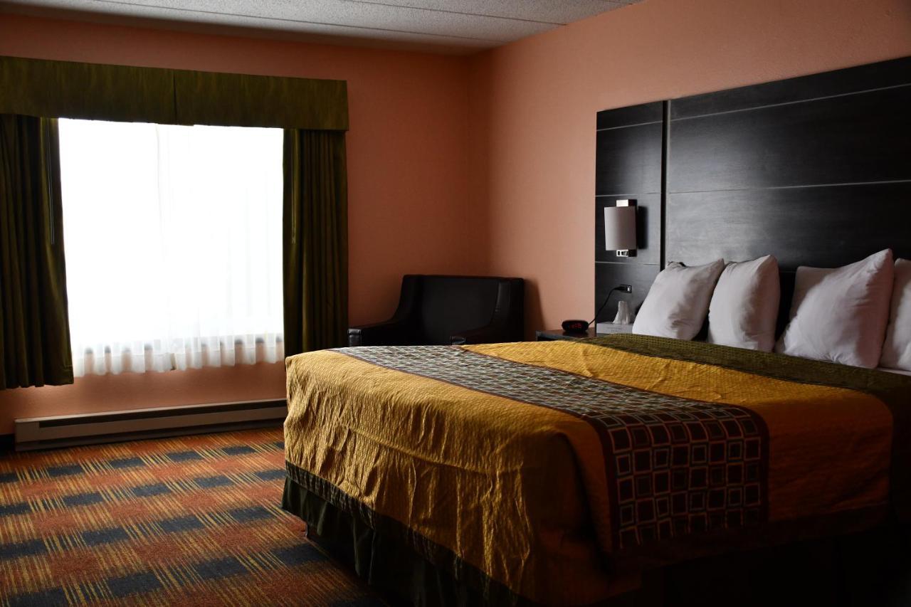 Regency Inn & Suites Faribault Eksteriør billede